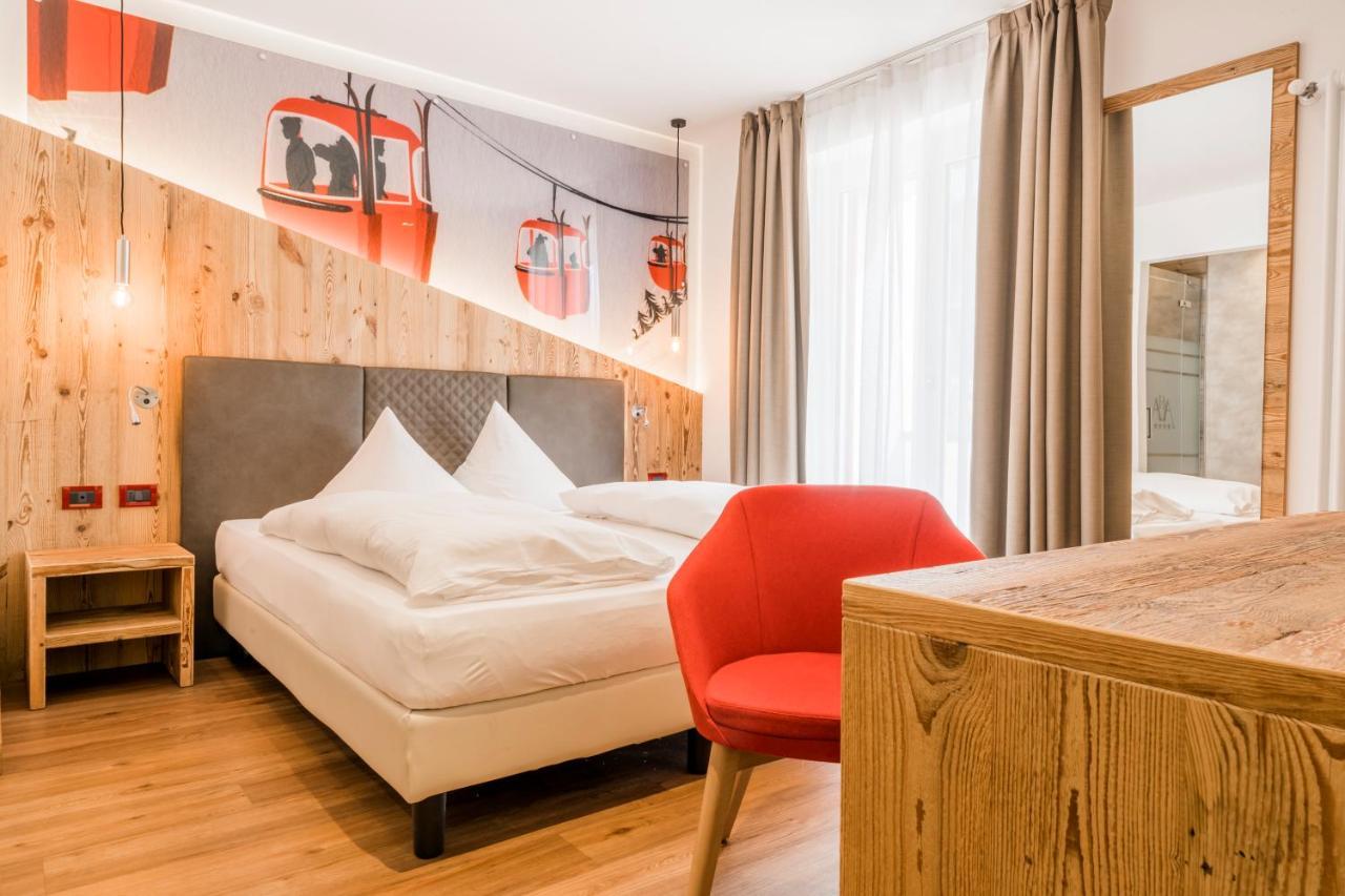 Hotel Astoria كنازاي المظهر الخارجي الصورة