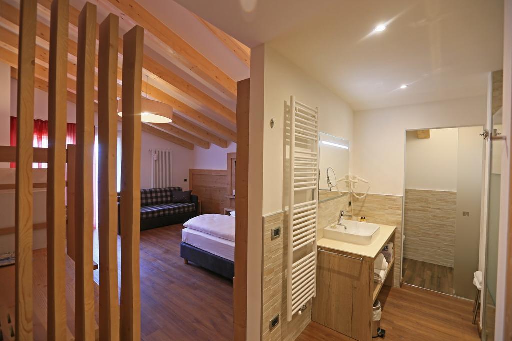 Hotel Astoria كنازاي المظهر الخارجي الصورة